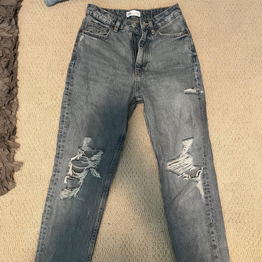 Zara straight leg medium/gray wash jeans